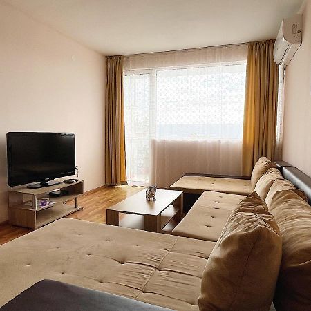 Spacious And Bright Maisonette Varna Center Exterior photo